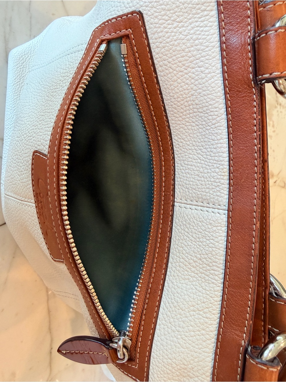Coach Penelope F14683 Pebbled Cream  Leather Shoulder Tote 👜 - Picture 15 of 16